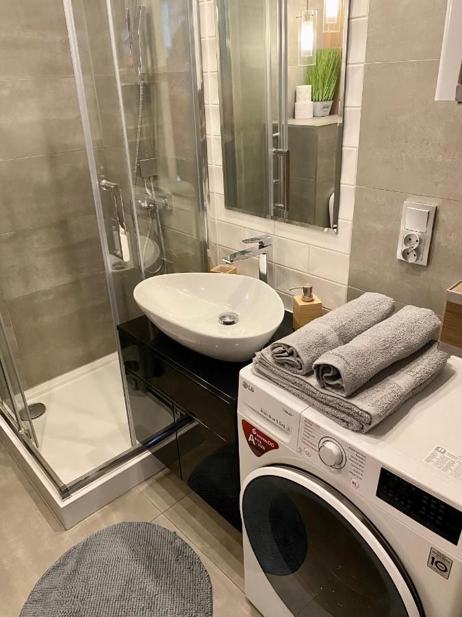 Apartament Glamour Work&Relax, Obok Areny Gliwice, Fv Apartment Екстериор снимка